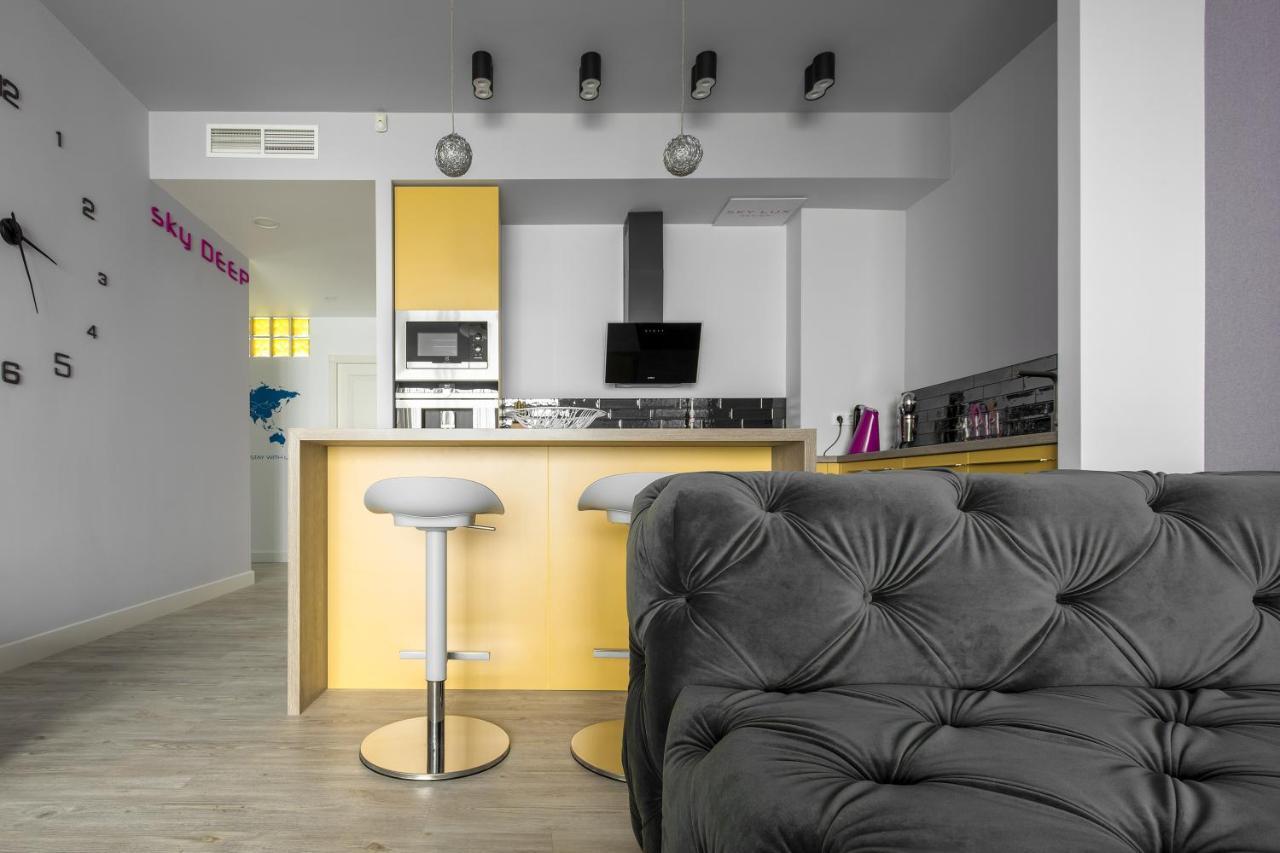 Sky Deep Jacuzzi 30 Floor Apartment ไคลเพดา ภายนอก รูปภาพ
