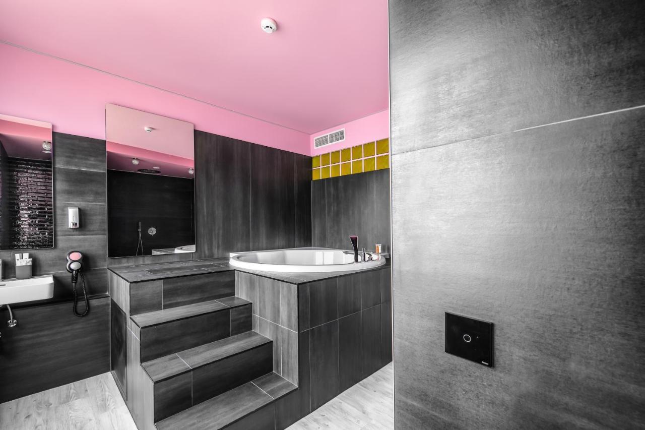 Sky Deep Jacuzzi 30 Floor Apartment ไคลเพดา ภายนอก รูปภาพ